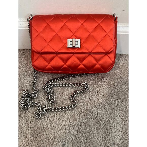 India Hicks Consort Quilted Leather Chain Strap Flap Crossbody Flame Tree NWOT - Picture 2 of 10